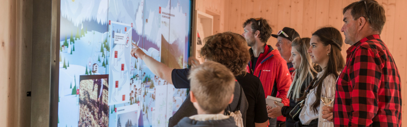 Sexten startet interaktive Videowand für digitales Tourismus-Erlebnis